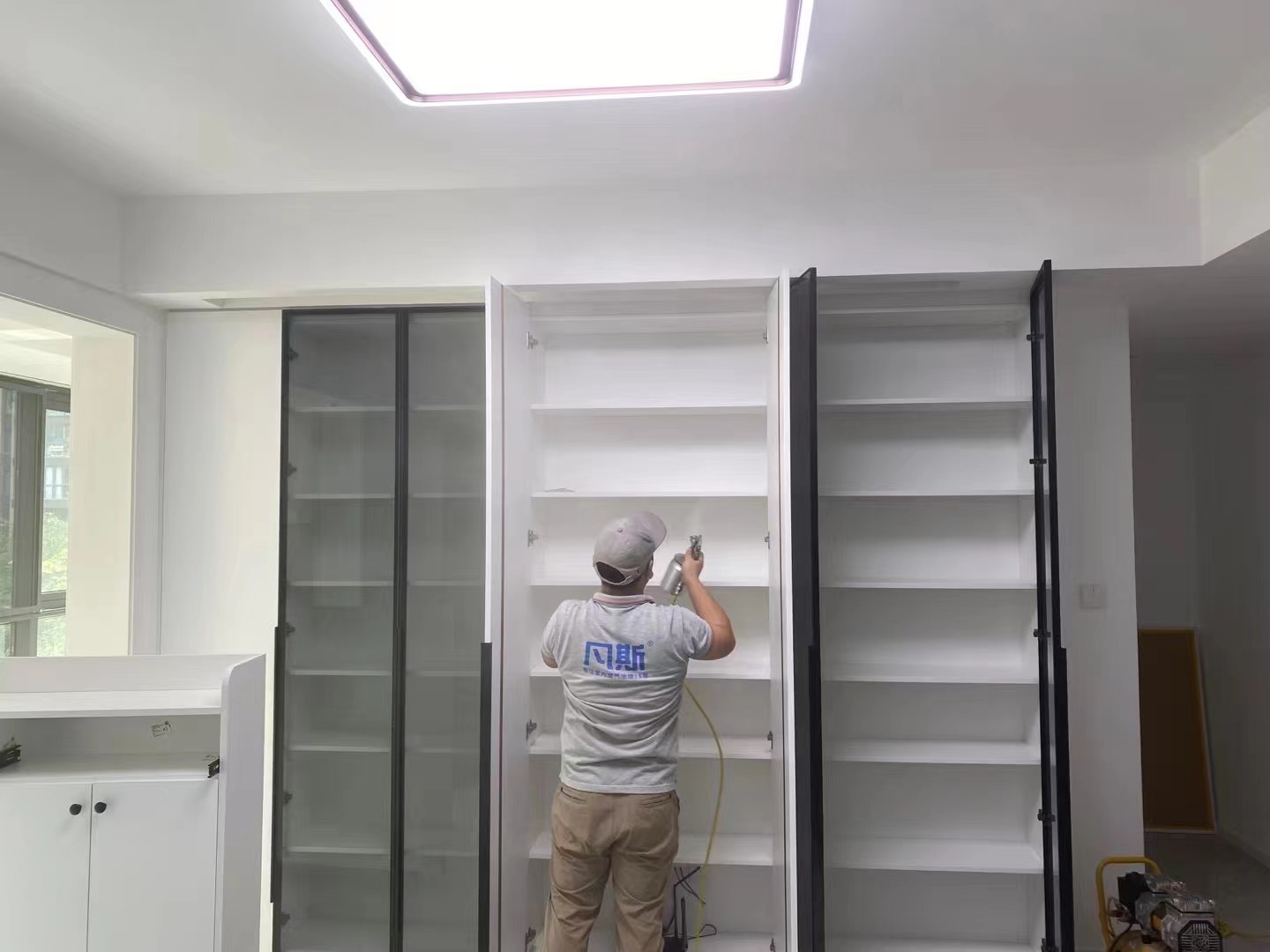 定制書柜甲醛會(huì)超標(biāo)嗎